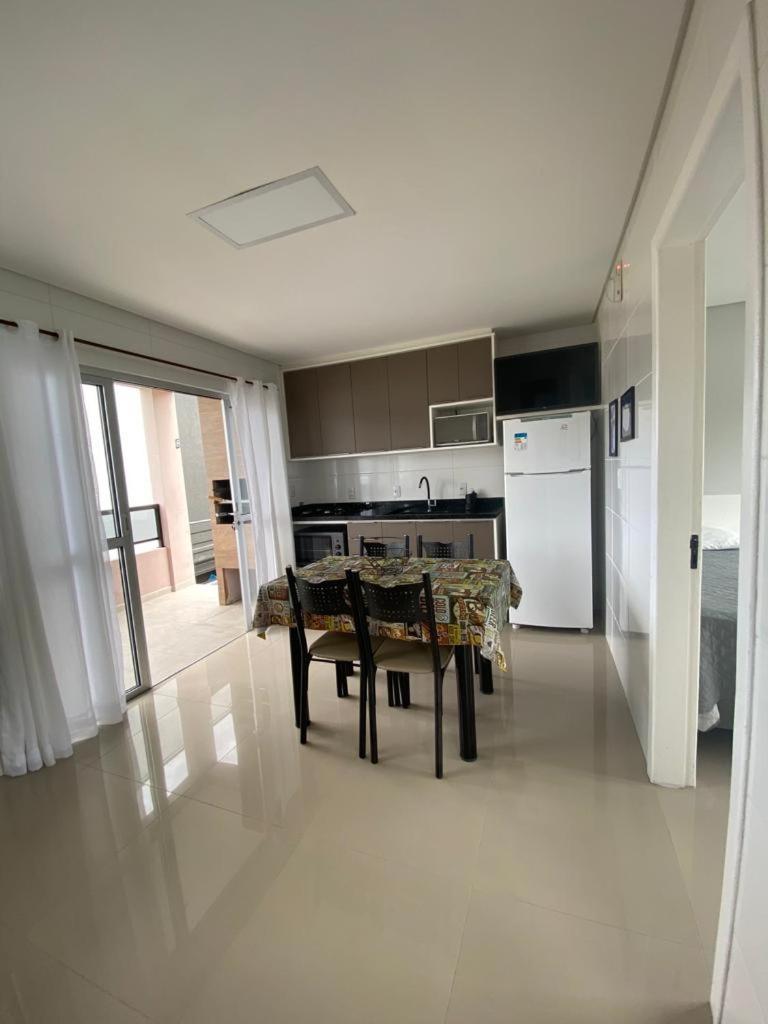 Apartmán Residencial Mariano 6 - Vista Para Praia E Mar Florianópolis Exteriér fotografie